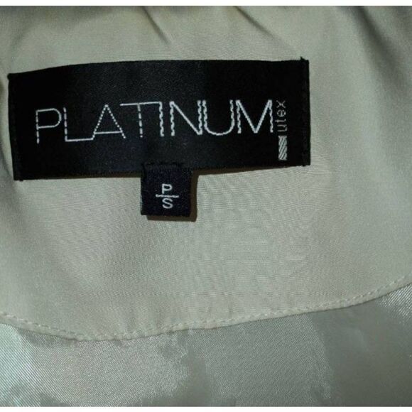 PLATINUM BEIGE QUILTED JACKET SZ.S GUC.  GORGEOUS JACKET IN GOOD USED CONDITION. - Picture 6 of 7